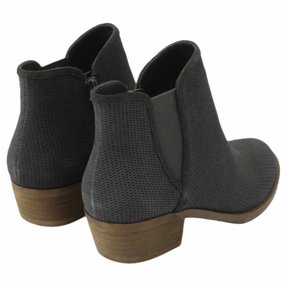 Kensie Ladies' Gerona Short Suede Ankle Boots gray - Picture 3 of 6
